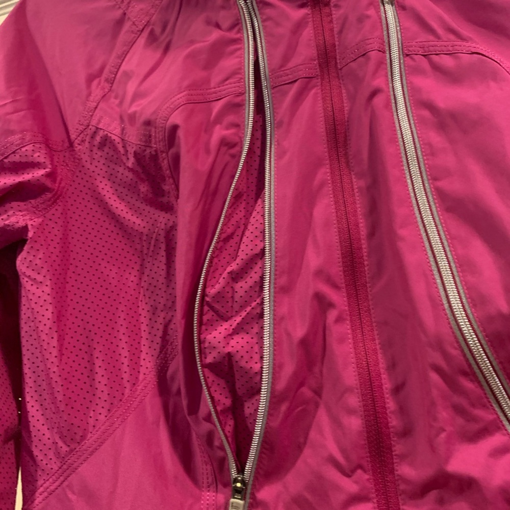 Lululemon Running Jacket Windbreaker - image 5
